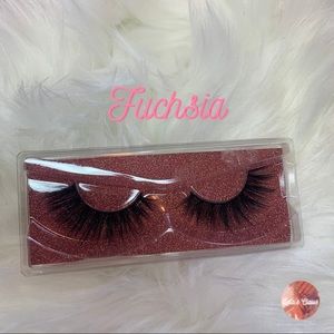 25 MM Fuschia Lashes 💗